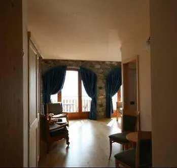 Tres Jolie Отель 3*