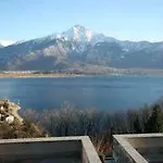 Tres Jolie